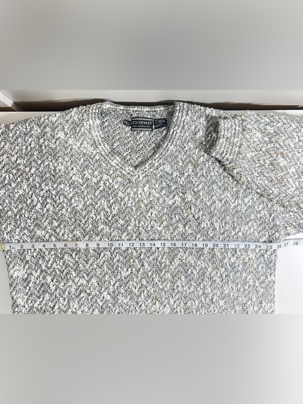 Leo Chevalier Plus Size Knit Sweater 2XL Grey V-Neck Chevron Boho Chic Sweater - Picture 5 of 12